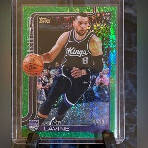 Zach Lavine Basketball Card Green Holo Foil Parallel 30/99 Topps Sacramento King